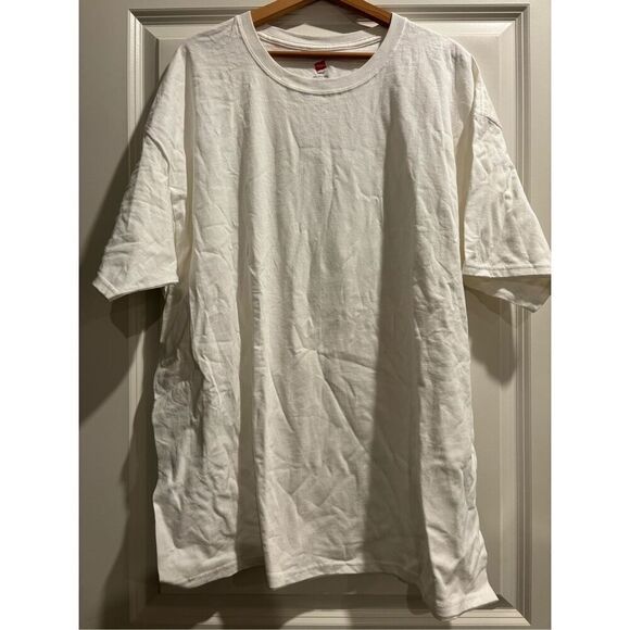 Hanes White T-shirt size 2XL - Picture 1 of 1